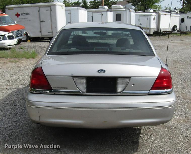 image for item DD7896 2005 Ford Crown Victoria Police Interceptor