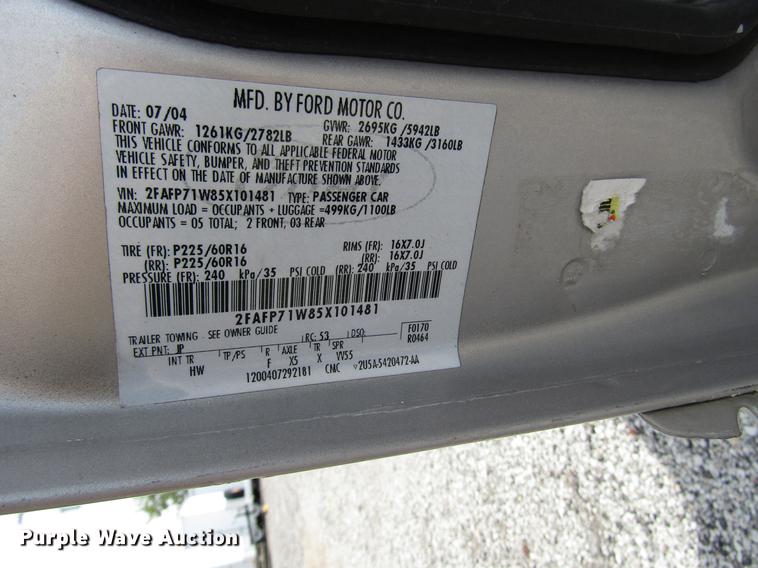 image for item DD7896 2005 Ford Crown Victoria Police Interceptor