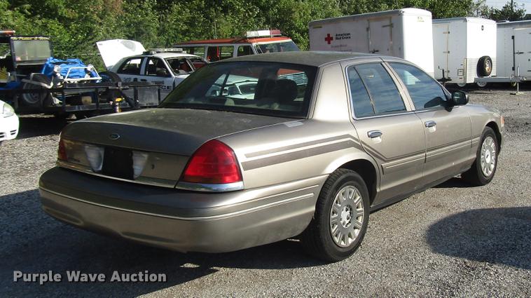 image for item DD7897 2003 Ford Crown Victoria Police Interceptor