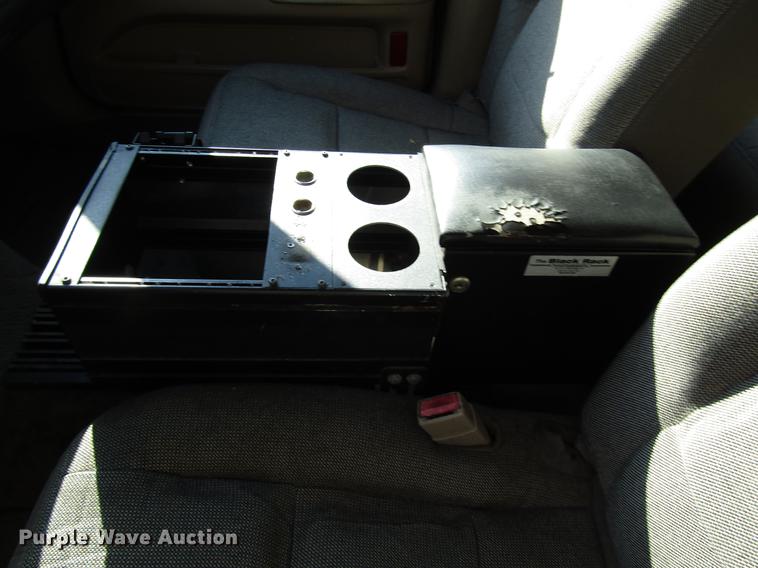 image for item DD7897 2003 Ford Crown Victoria Police Interceptor