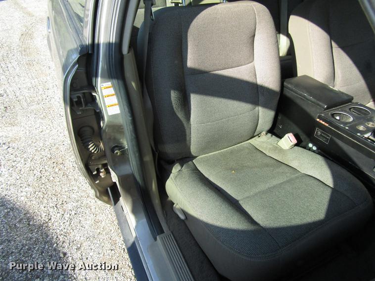 image for item DD7897 2003 Ford Crown Victoria Police Interceptor