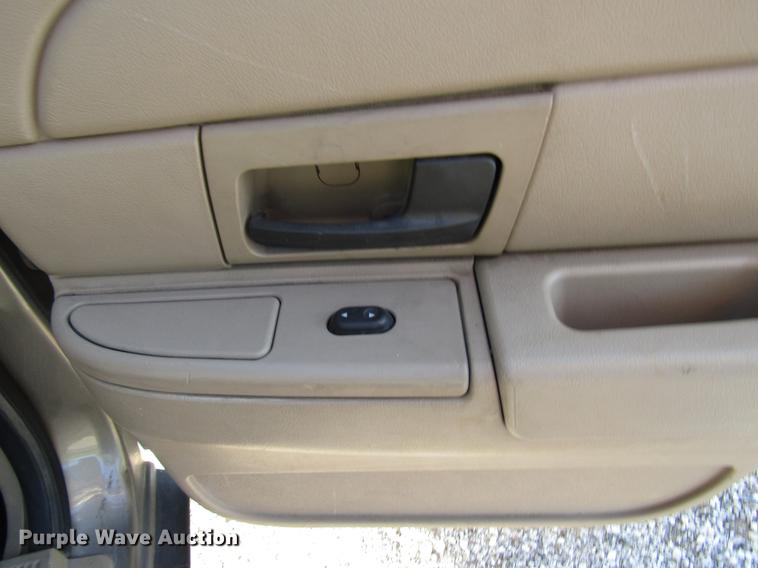 image for item DD7897 2003 Ford Crown Victoria Police Interceptor