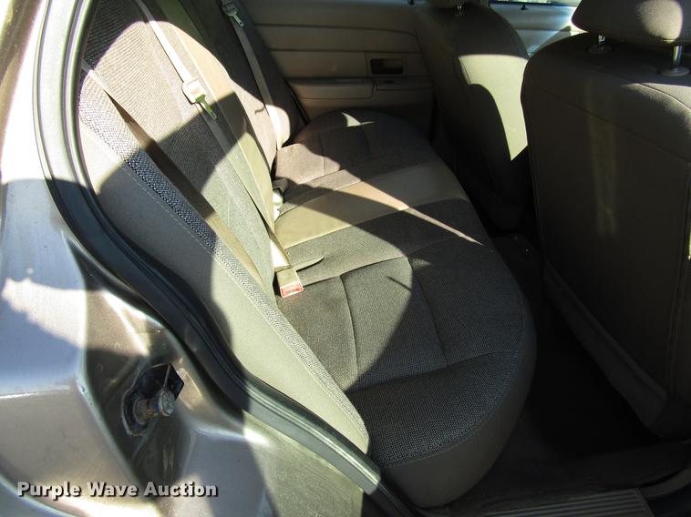 image for item DD7897 2003 Ford Crown Victoria Police Interceptor