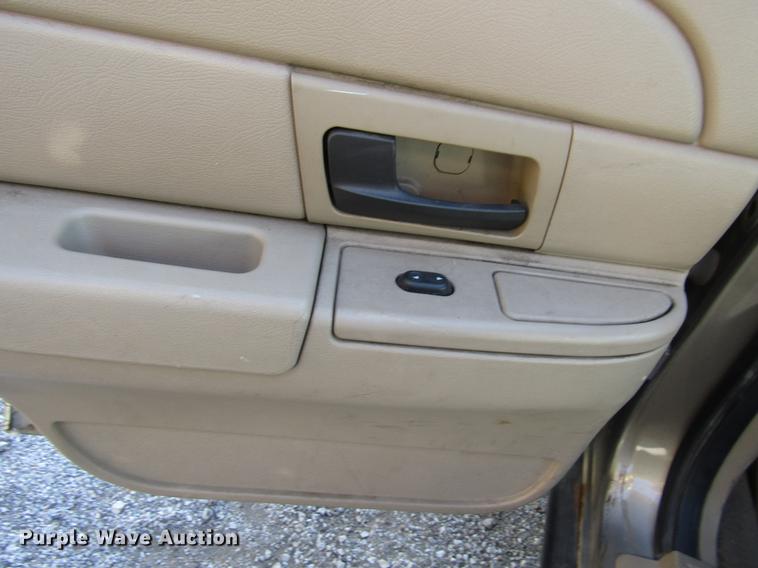 image for item DD7897 2003 Ford Crown Victoria Police Interceptor