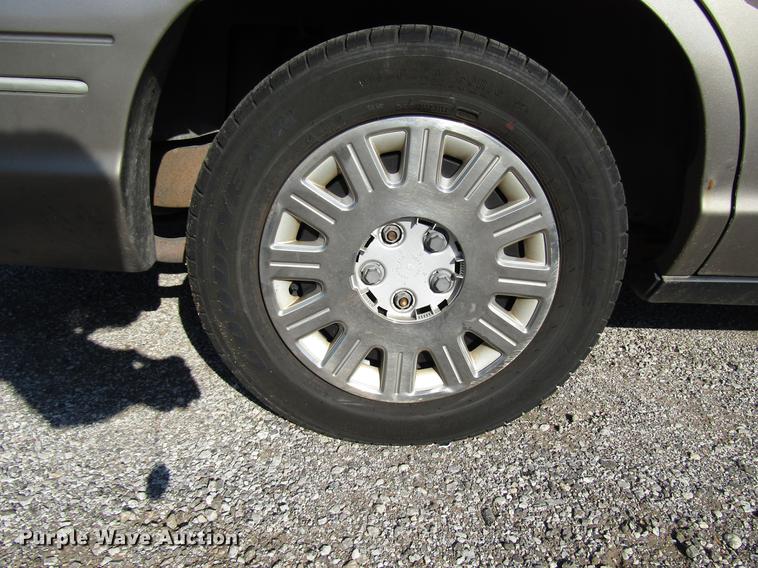 image for item DD7897 2003 Ford Crown Victoria Police Interceptor