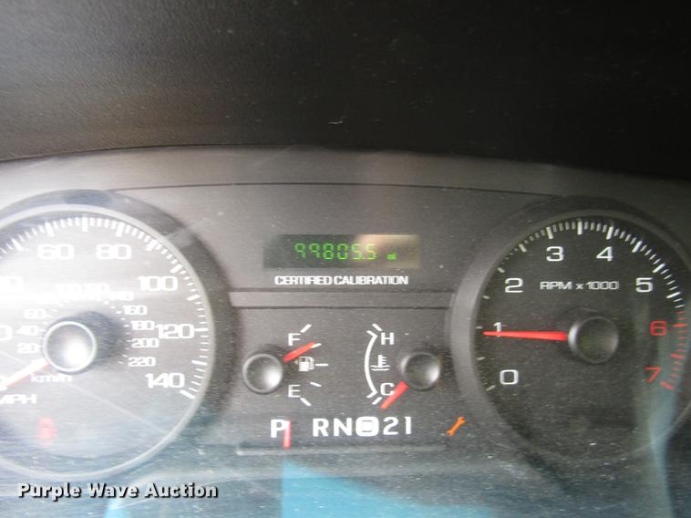 image for item DD7898 2006 Ford Crown Victoria Police Interceptor