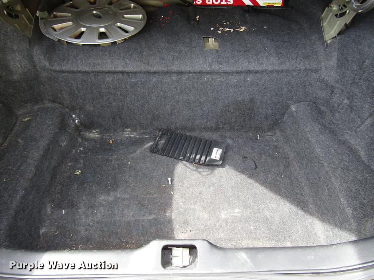 image for item DD7898 2006 Ford Crown Victoria Police Interceptor