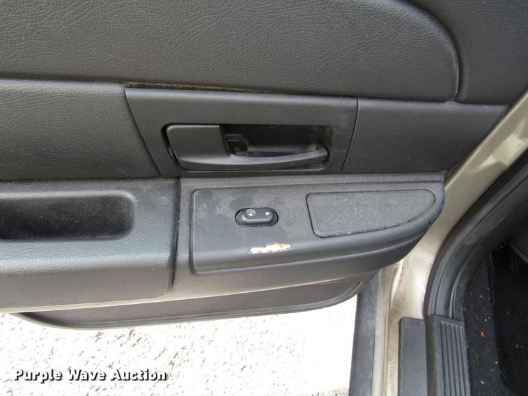 image for item DD7898 2006 Ford Crown Victoria Police Interceptor