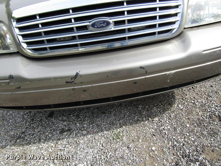 image for item DD7898 2006 Ford Crown Victoria Police Interceptor