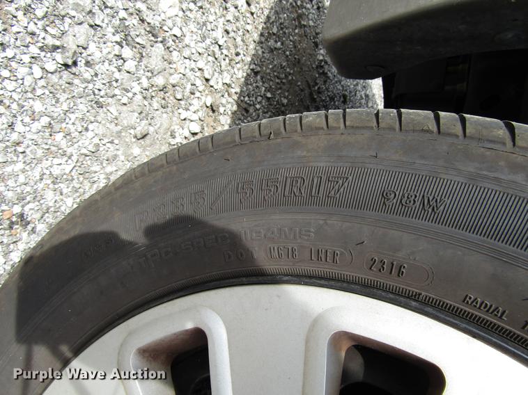 image for item DD7898 2006 Ford Crown Victoria Police Interceptor