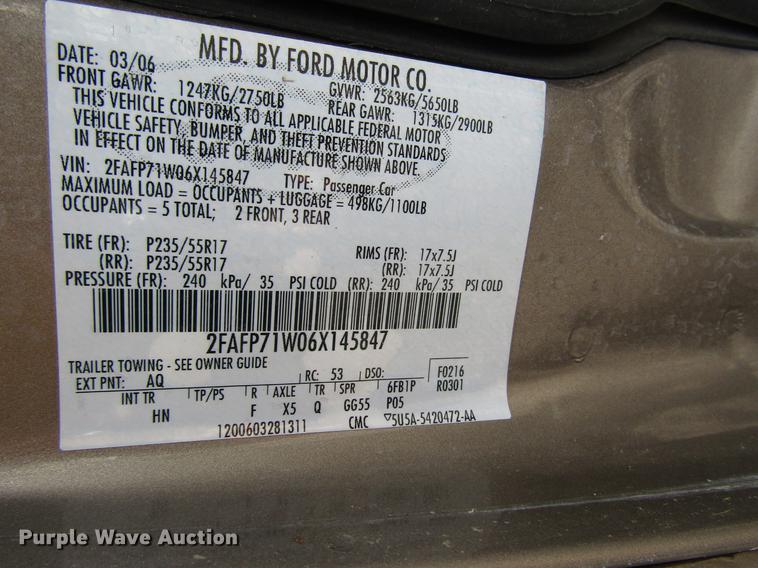 image for item DD7898 2006 Ford Crown Victoria Police Interceptor