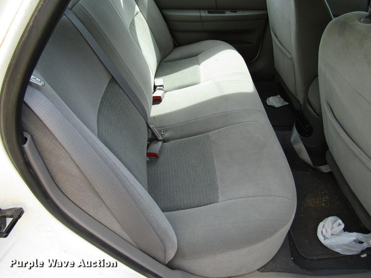 image for item DD7899 2006 Ford Taurus SE