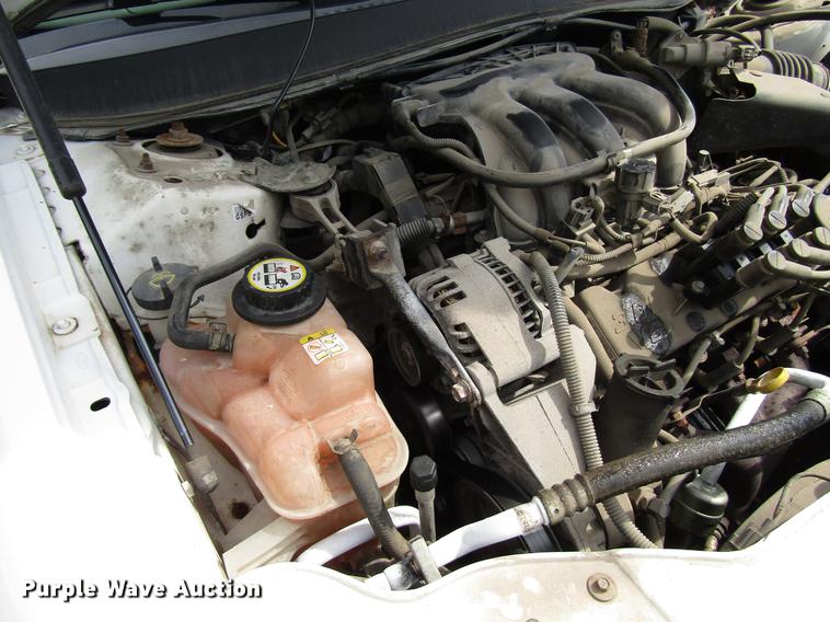 image for item DD7899 2006 Ford Taurus SE