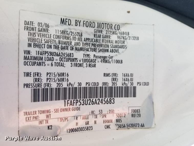 image for item DD7899 2006 Ford Taurus SE