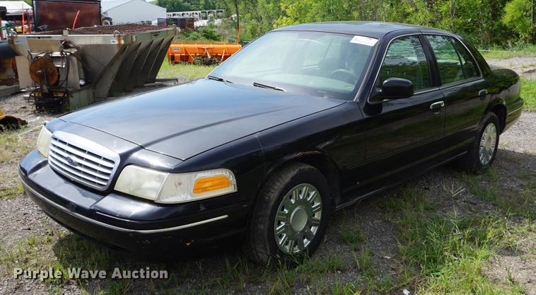 image for item DD7902 2000 Ford Crown Victoria Police Interceptor