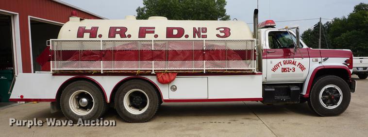image for item DD7913 1982 Chevrolet Kodiak C70 tanker fire truck