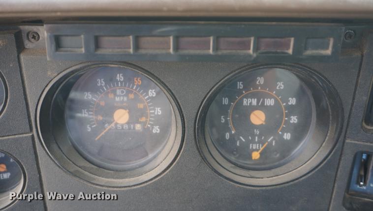 image for item DD7913 1982 Chevrolet Kodiak C70 tanker fire truck