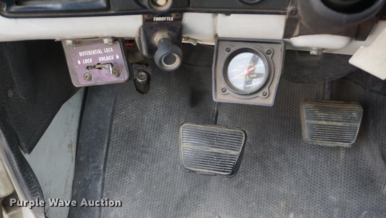 image for item DD7913 1982 Chevrolet Kodiak C70 tanker fire truck