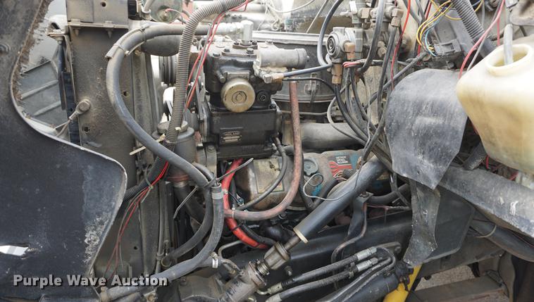 image for item DD7913 1982 Chevrolet Kodiak C70 tanker fire truck