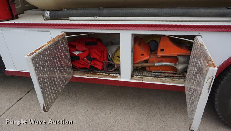 image for item DD7913 1982 Chevrolet Kodiak C70 tanker fire truck