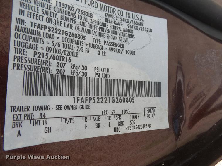 image for item DE1680 2001 Ford Taurus LX