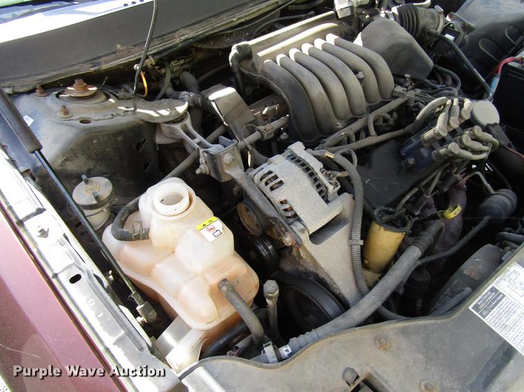 image for item DE1680 2001 Ford Taurus LX