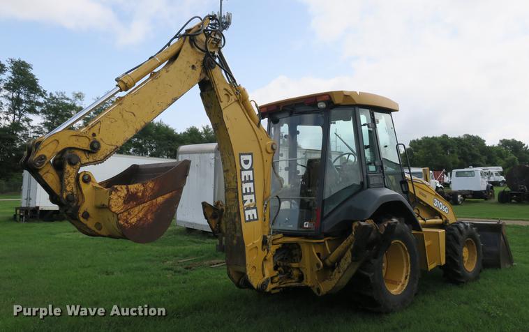 image for item DE3797 2002 John Deere 310SG backhoe