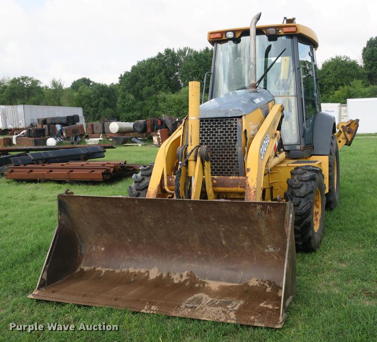 image for item DE3797 2002 John Deere 310SG backhoe
