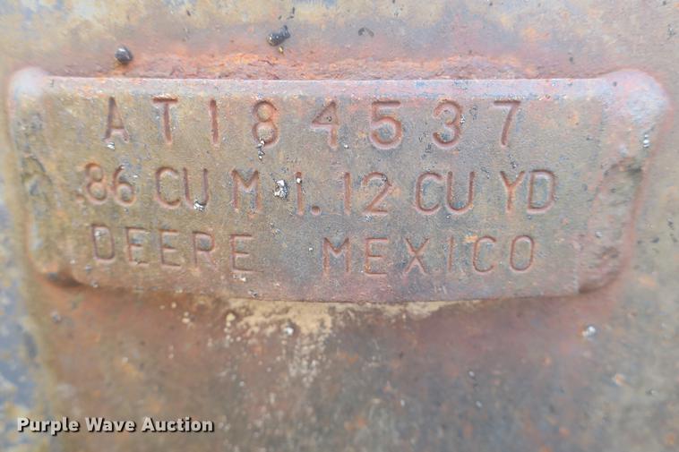 image for item DE3797 2002 John Deere 310SG backhoe