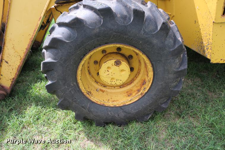 image for item DE3797 2002 John Deere 310SG backhoe