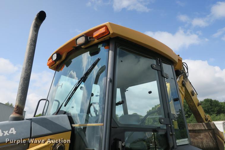 image for item DE3797 2002 John Deere 310SG backhoe