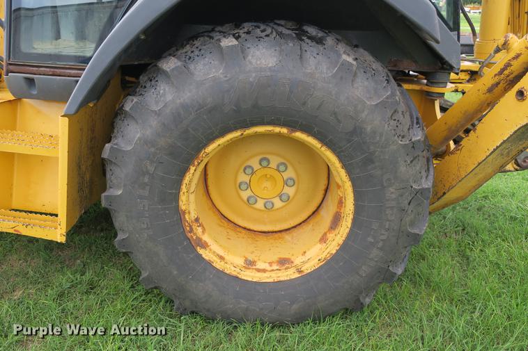 image for item DE3797 2002 John Deere 310SG backhoe