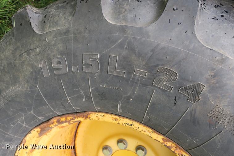 image for item DE3797 2002 John Deere 310SG backhoe