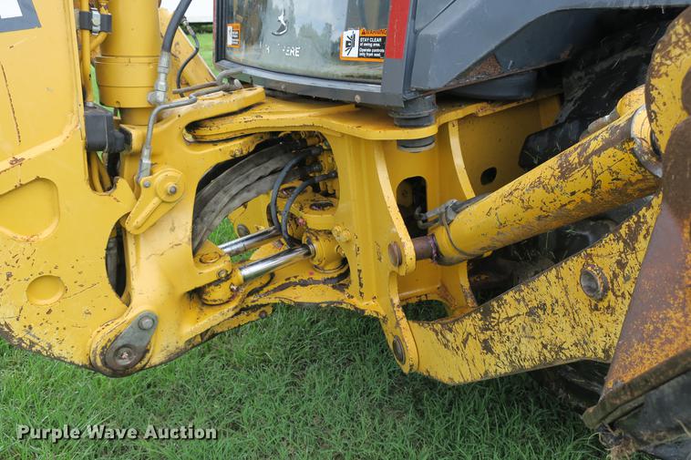 image for item DE3797 2002 John Deere 310SG backhoe