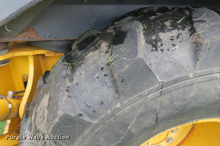 image for item DE3797 2002 John Deere 310SG backhoe