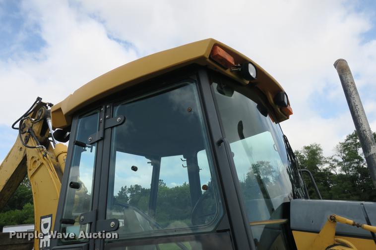 image for item DE3797 2002 John Deere 310SG backhoe