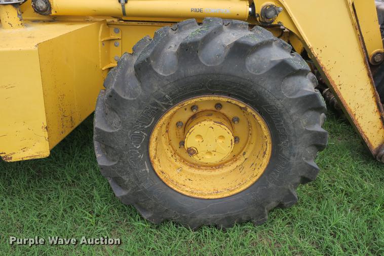 image for item DE3797 2002 John Deere 310SG backhoe