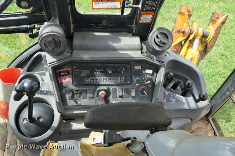 image for item DE3797 2002 John Deere 310SG backhoe