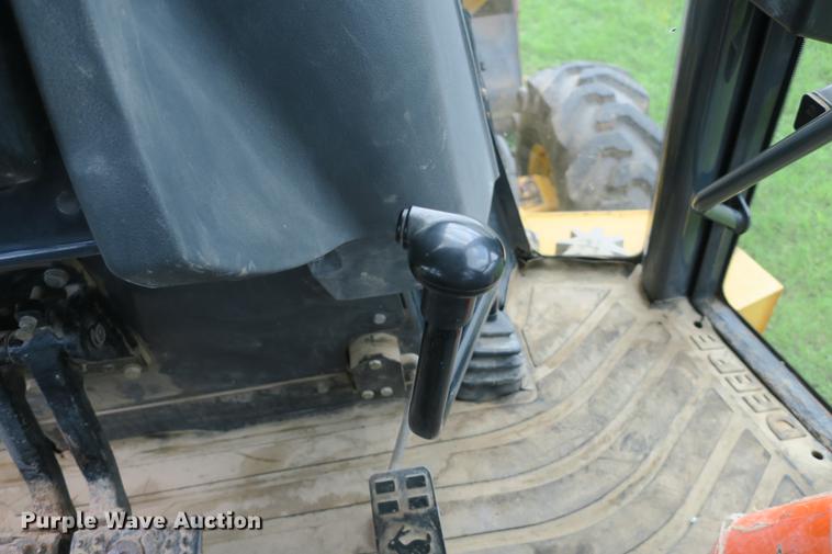 image for item DE3797 2002 John Deere 310SG backhoe