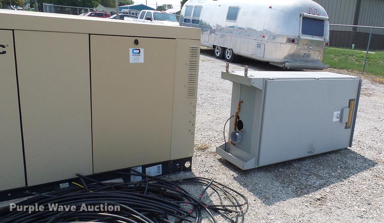 image for item DE5166 2007 Generac QT13068ANSNA generator