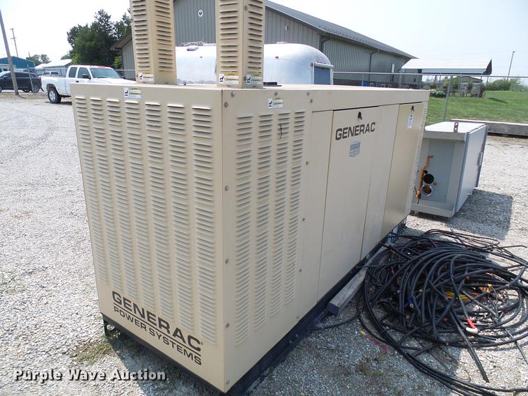 image for item DE5166 2007 Generac QT13068ANSNA generator