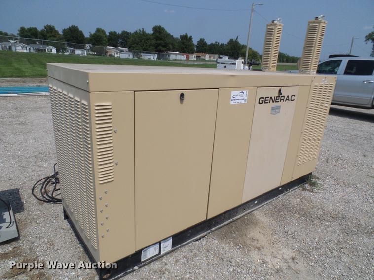 image for item DE5166 2007 Generac QT13068ANSNA generator