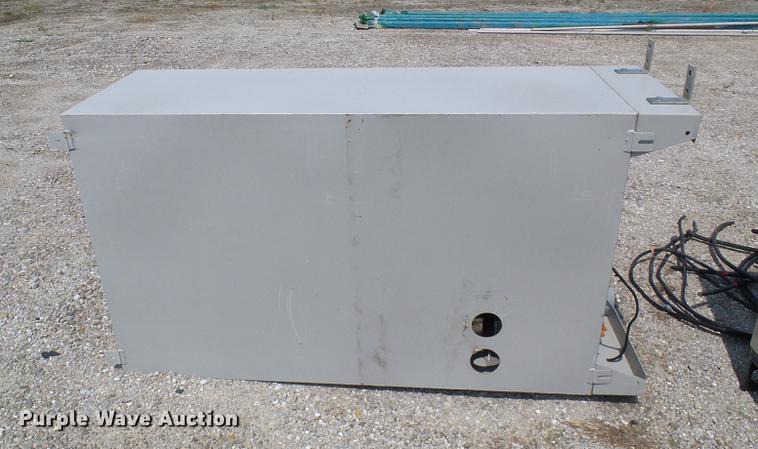 image for item DE5166 2007 Generac QT13068ANSNA generator