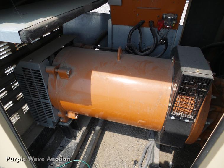 image for item DE5166 2007 Generac QT13068ANSNA generator