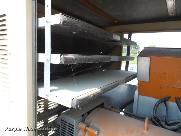 image for item DE5166 2007 Generac QT13068ANSNA generator