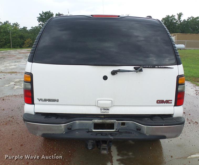 image for item DE5174 2003 GMC Yukon SUV