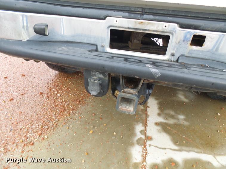 image for item DE5174 2003 GMC Yukon SUV