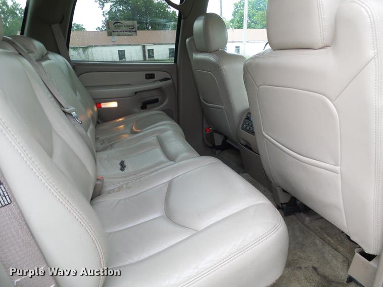 image for item DE5174 2003 GMC Yukon SUV