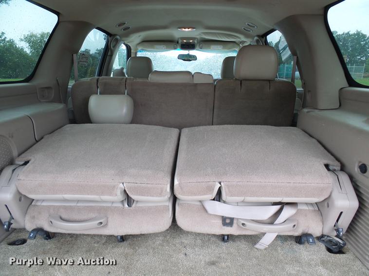 image for item DE5174 2003 GMC Yukon SUV