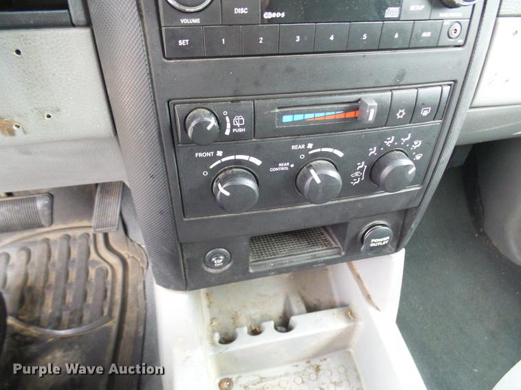 image for item DE5176 2008 Dodge Durango SUV